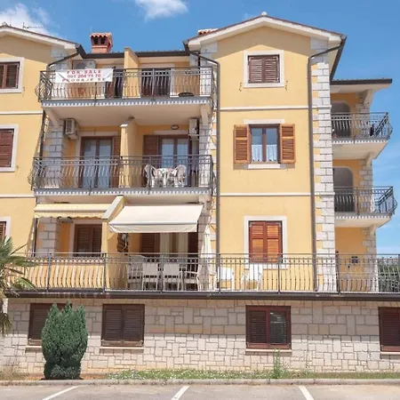 Anita Apartment