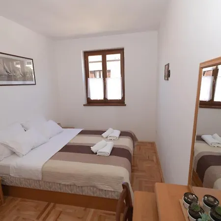 Anita Apartment