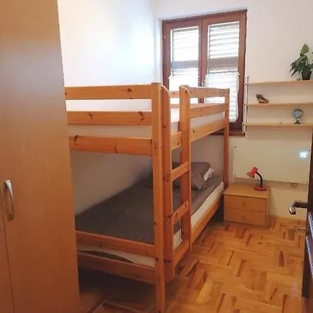Anita Apartment